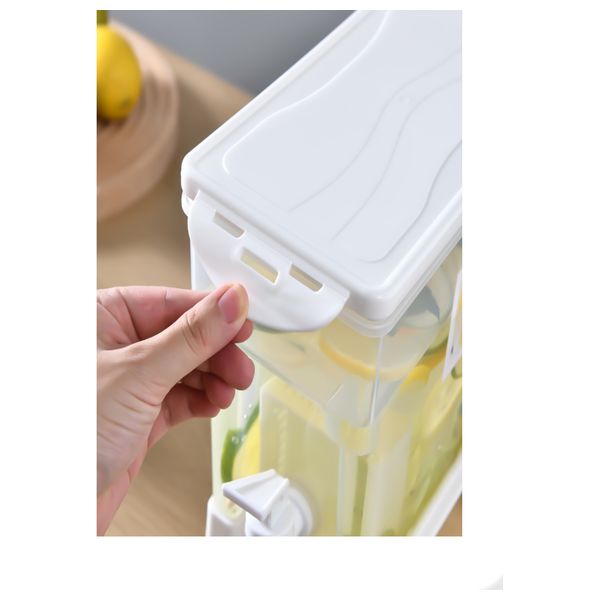  حافظة عصائر وسوائل بلاستيكية مقاومة للحرارة بصنبور - 26.5x13x18 سم 