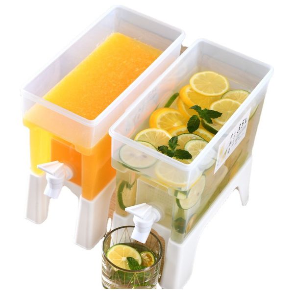  حافظة عصائر وسوائل بلاستيكية مقاومة للحرارة بصنبور - 26.5x13x18 سم 