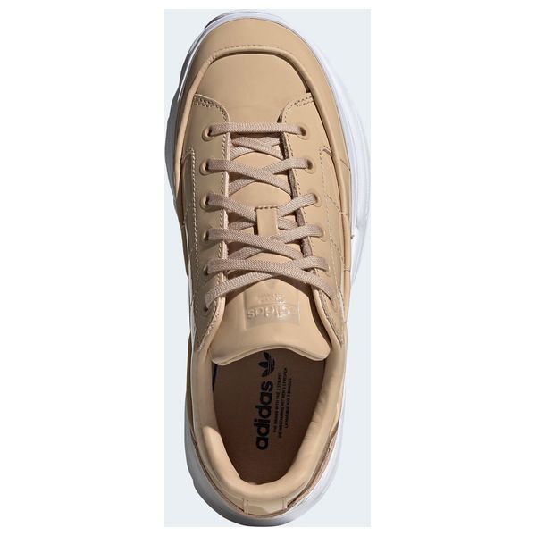  حذاء رياضي اديداس للنساء - بيجي 