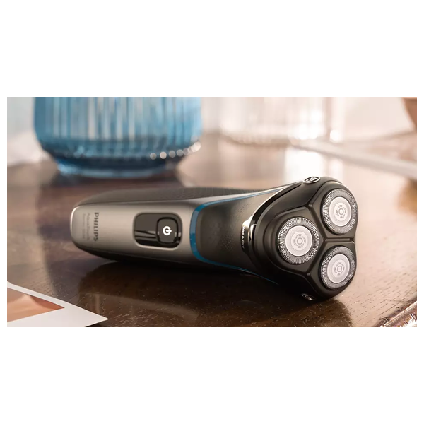 ماكنة حلاقة فيليبس - S3122 - اسود